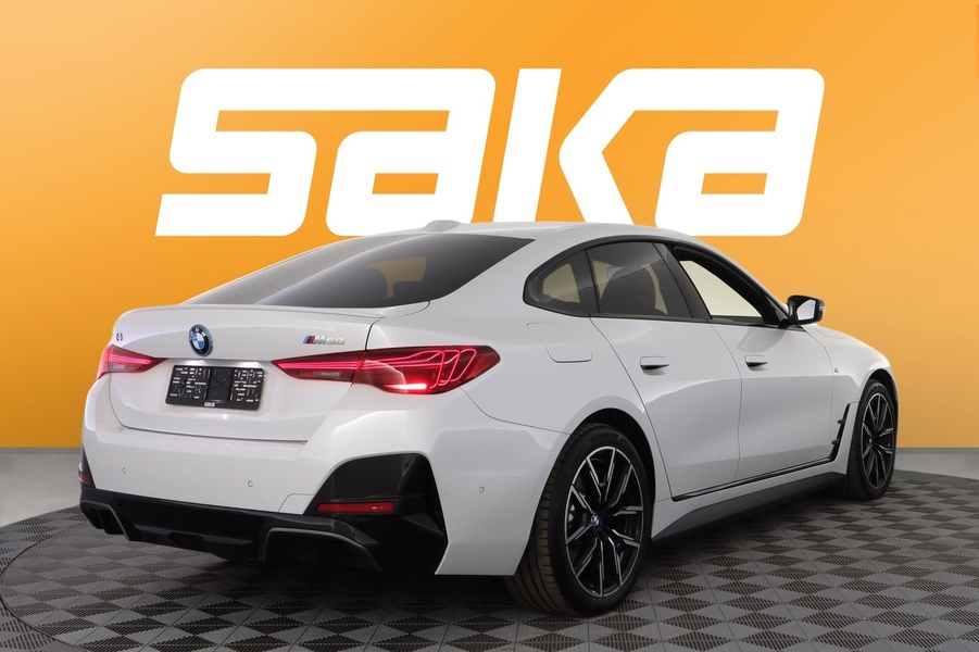 BMW i4 M50 vaihtoauto