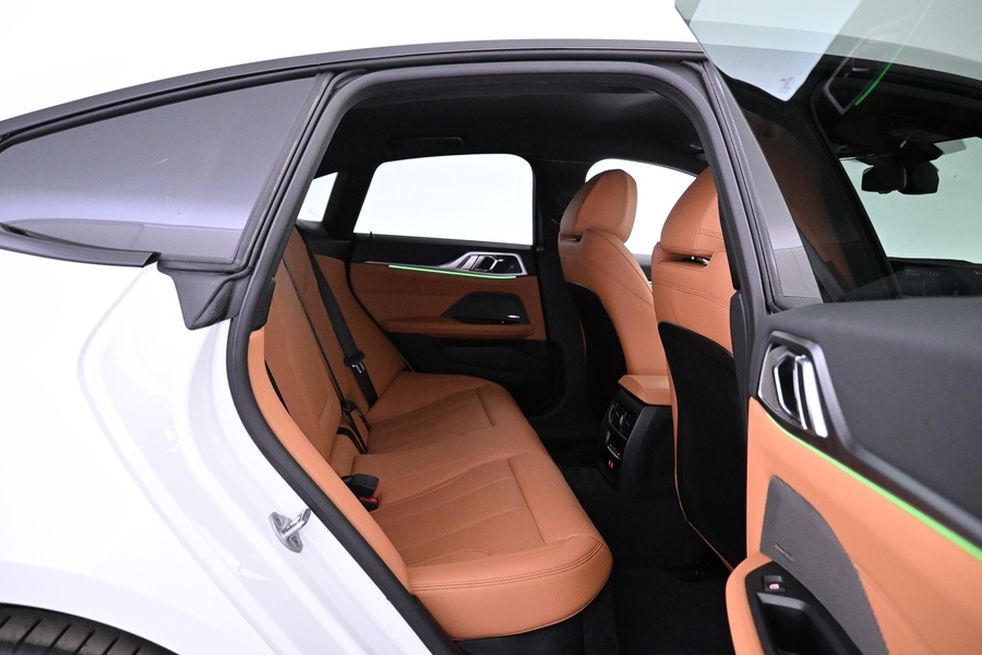 BMW i4 M50 vaihtoauto