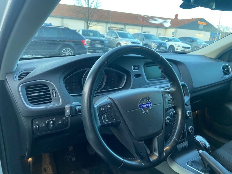 Volvo V40 vaihtoauto