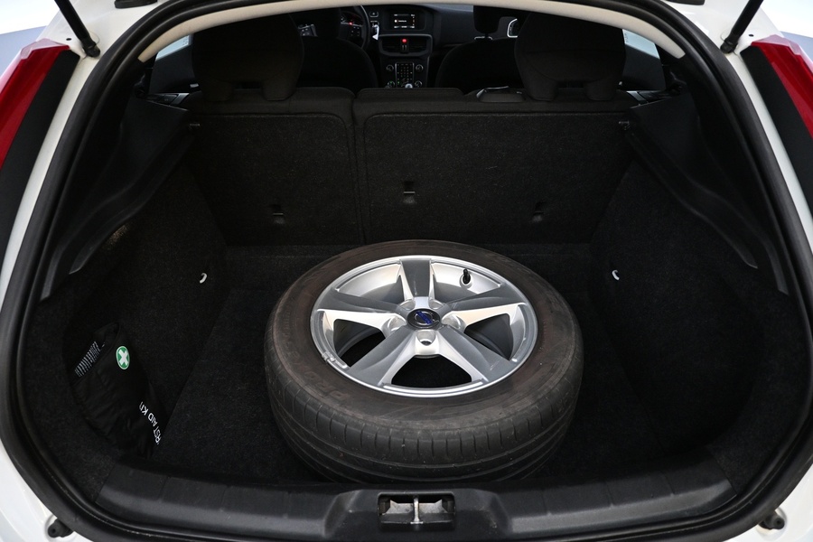 Volvo V40 vaihtoauto