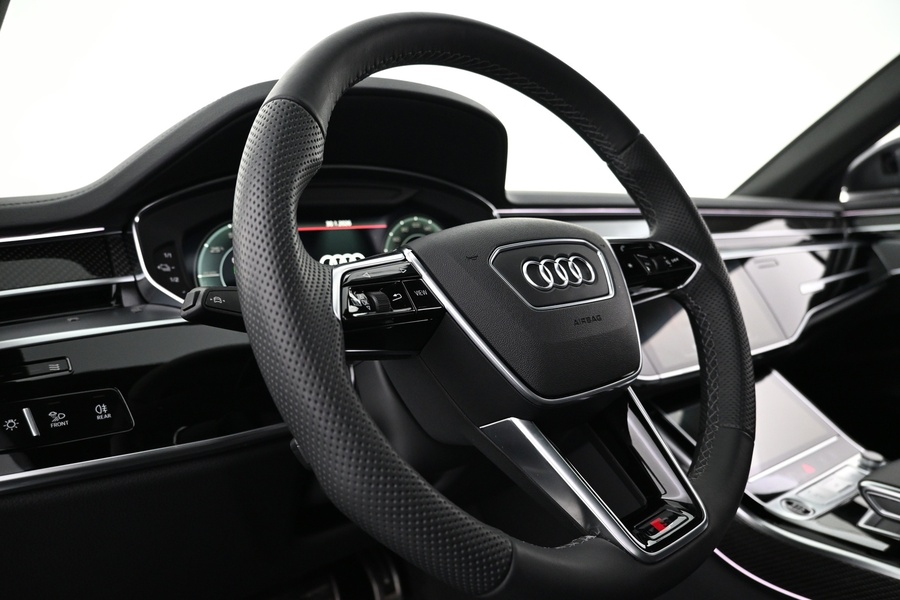 Audi A8 vaihtoauto