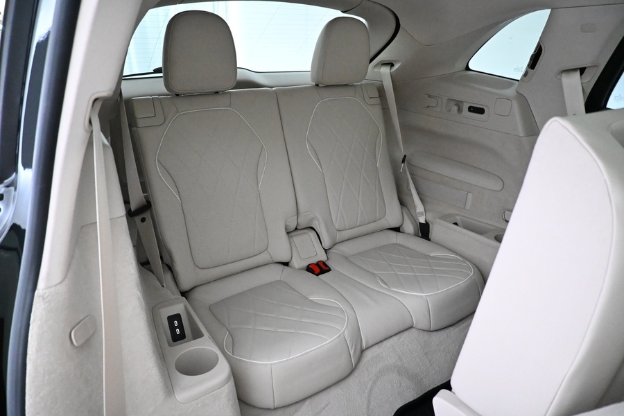 Mercedes-Benz EQS vaihtoauto