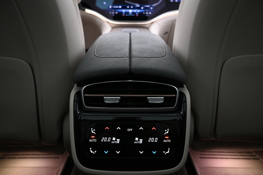 Mercedes-Benz EQS vaihtoauto