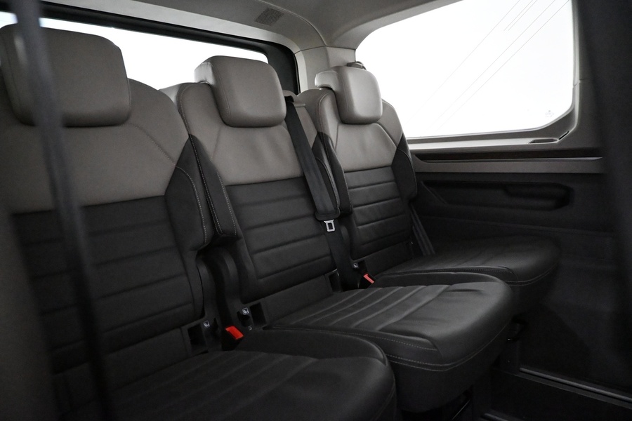 Volkswagen Multivan vaihtoauto