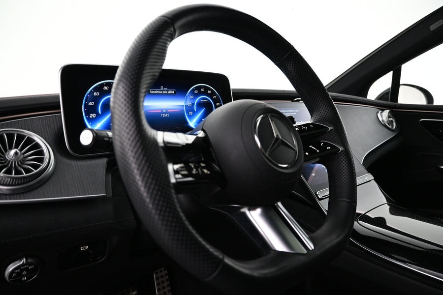 Mercedes-Benz EQE vaihtoauto