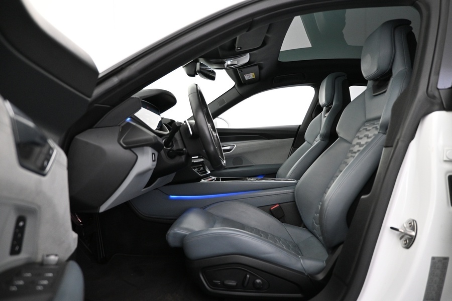 Audi e-tron GT vaihtoauto