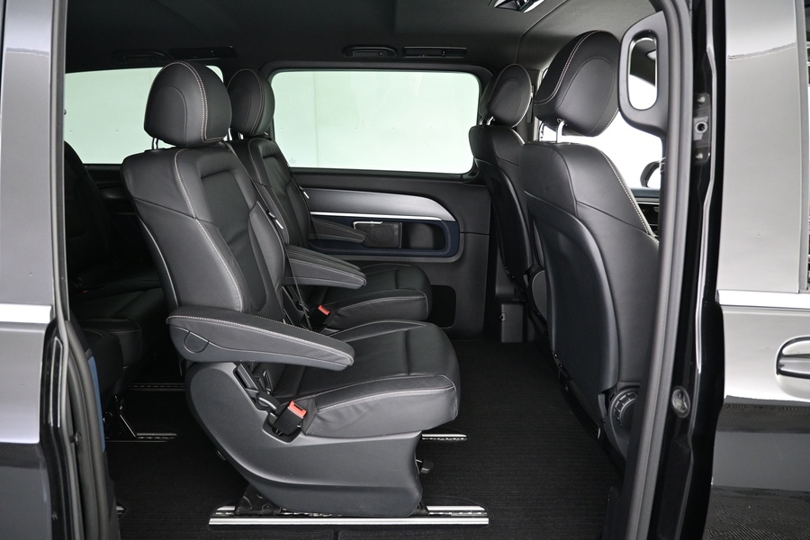 Mercedes-Benz EQV vaihtoauto