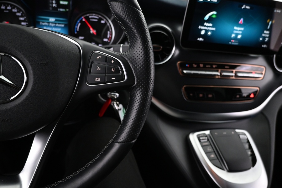 Mercedes-Benz EQV vaihtoauto