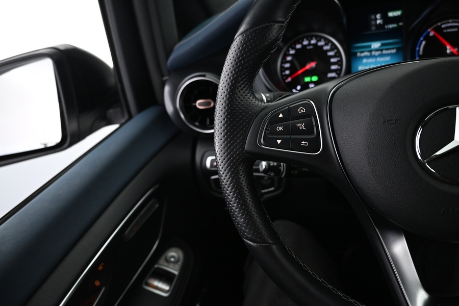 Mercedes-Benz EQV vaihtoauto