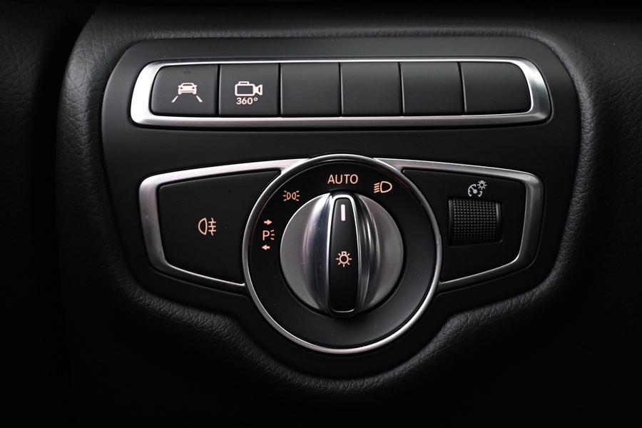 Mercedes-Benz EQV vaihtoauto