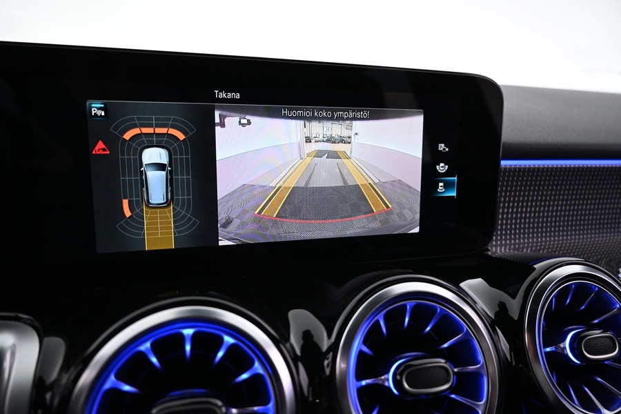 Mercedes-Benz EQB vaihtoauto