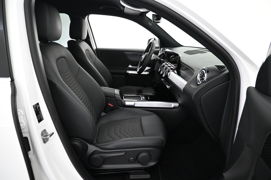 Mercedes-Benz EQB vaihtoauto