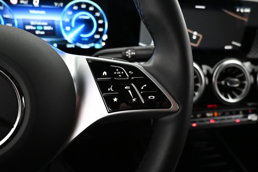 Mercedes-Benz EQB vaihtoauto