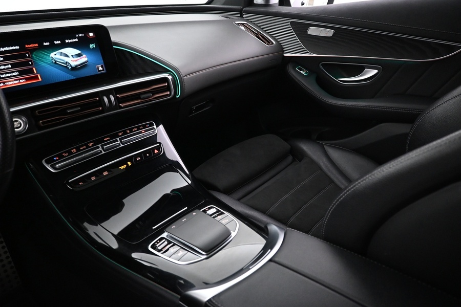 Mercedes-Benz EQC vaihtoauto