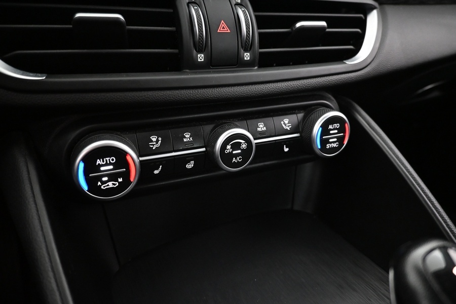 Alfa Romeo Giulia vaihtoauto