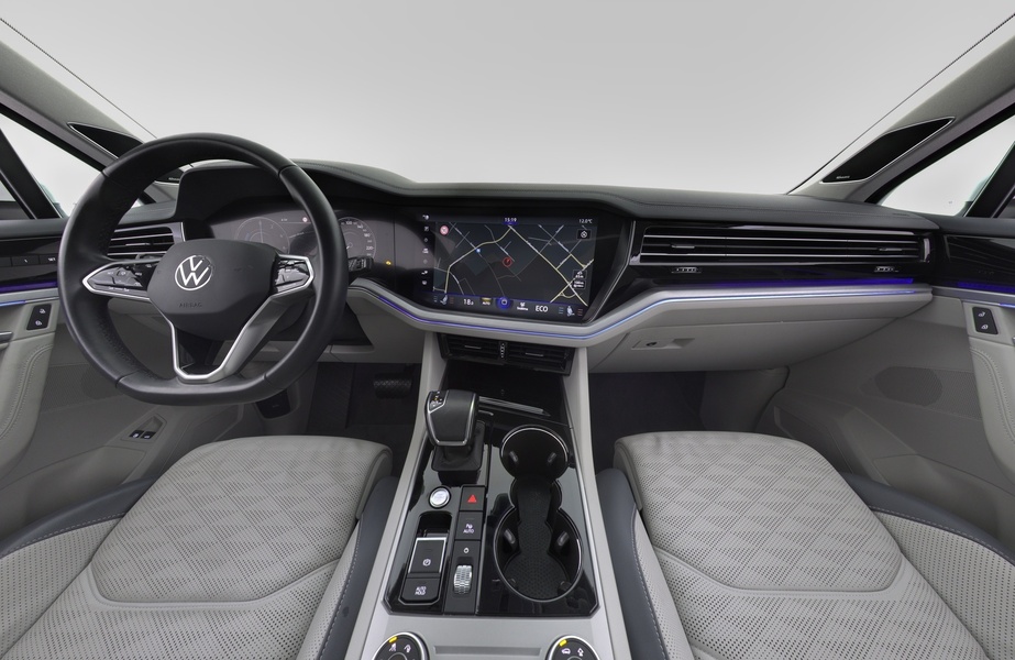 Volkswagen Touareg vaihtoauto