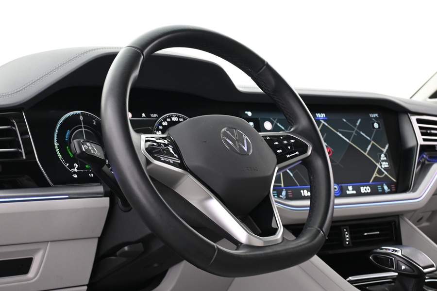 Volkswagen Touareg vaihtoauto