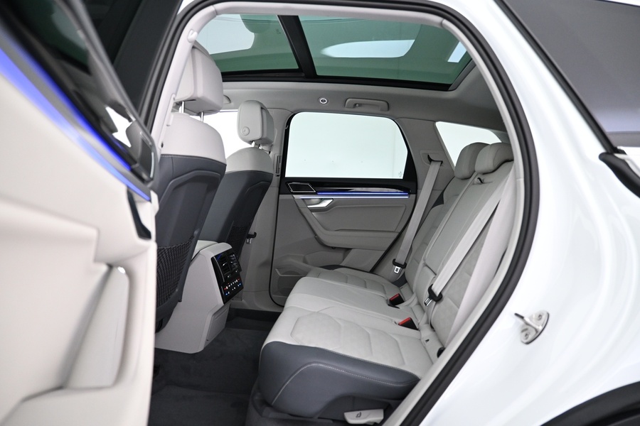 Volkswagen Touareg vaihtoauto