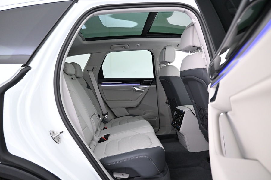 Volkswagen Touareg vaihtoauto