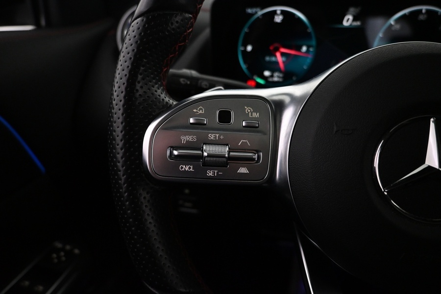 Mercedes-Benz EQA vaihtoauto