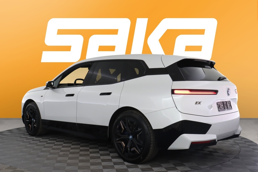 BMW iX M60 vaihtoauto