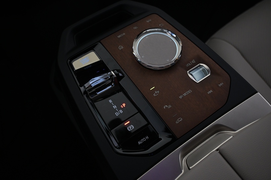 BMW iX M60 vaihtoauto