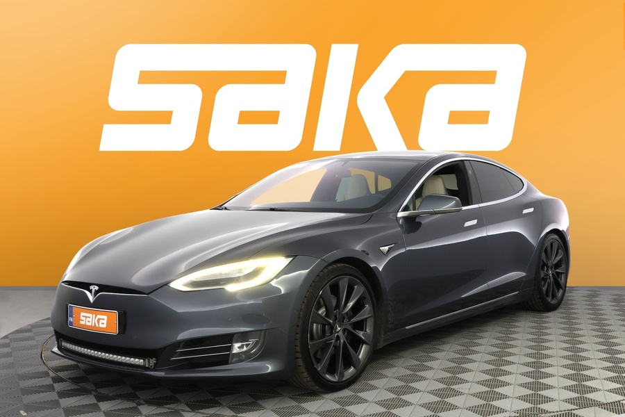 Tesla Model S vaihtoauto