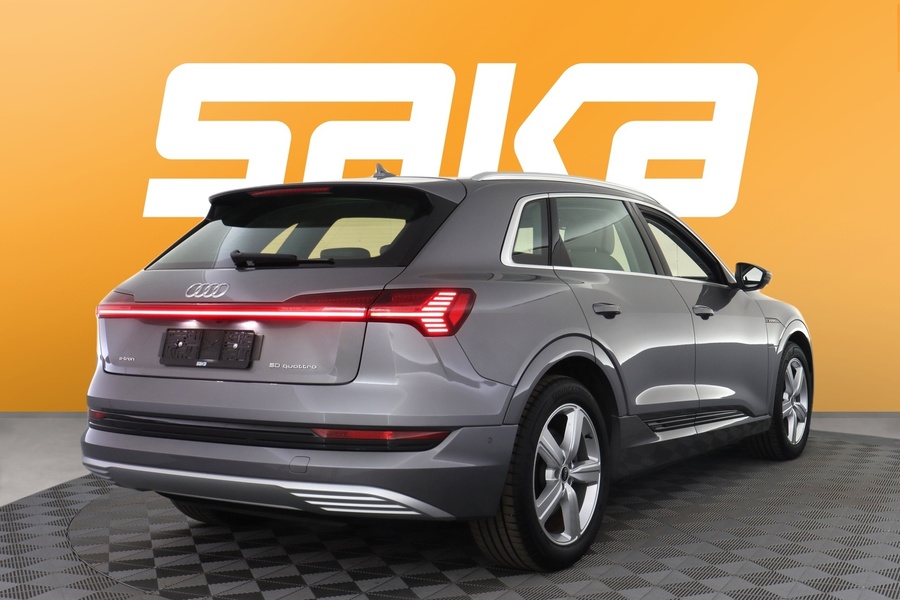 Audi e-tron vaihtoauto