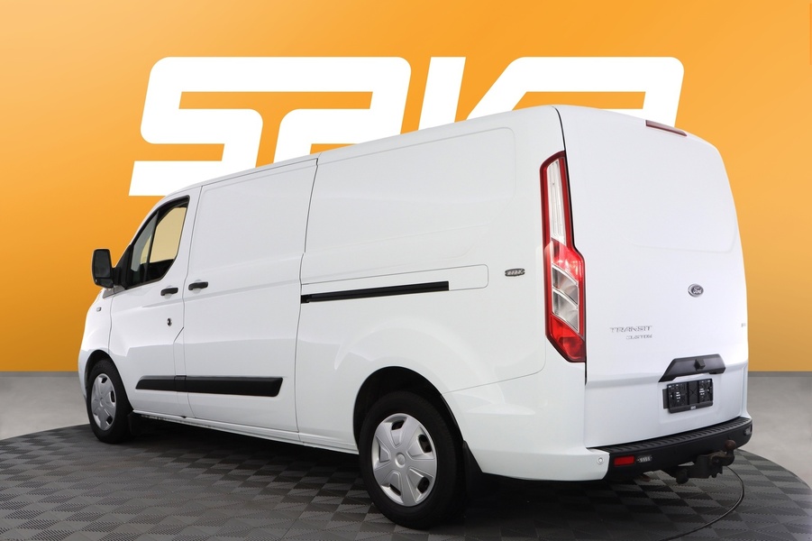 Ford Transit Custom vaihtoauto