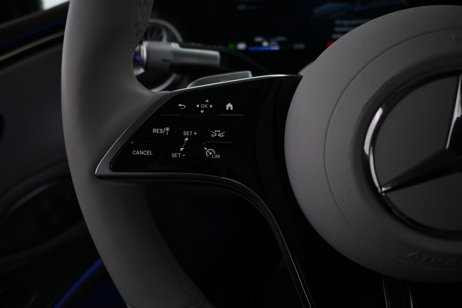 Mercedes-Benz EQS vaihtoauto