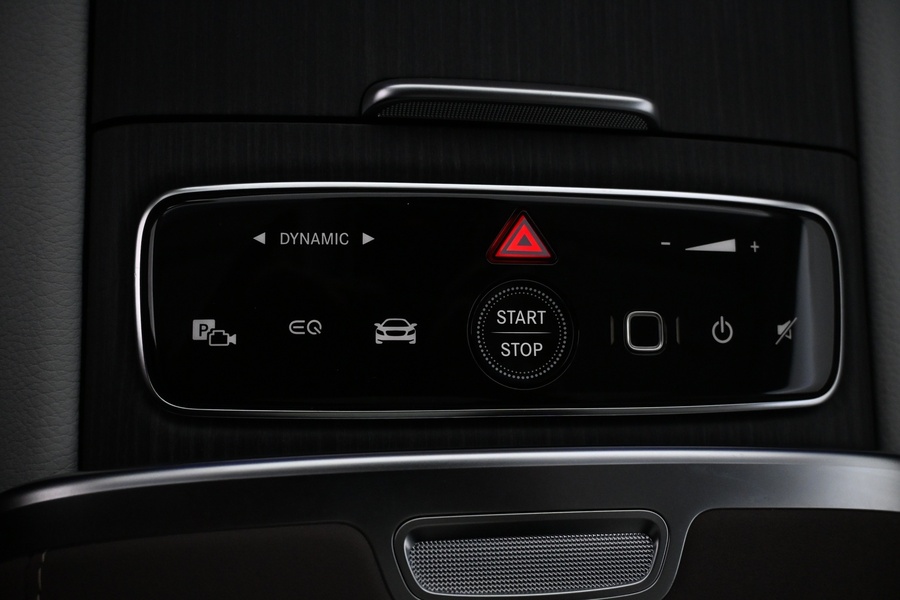 Mercedes-Benz EQS vaihtoauto