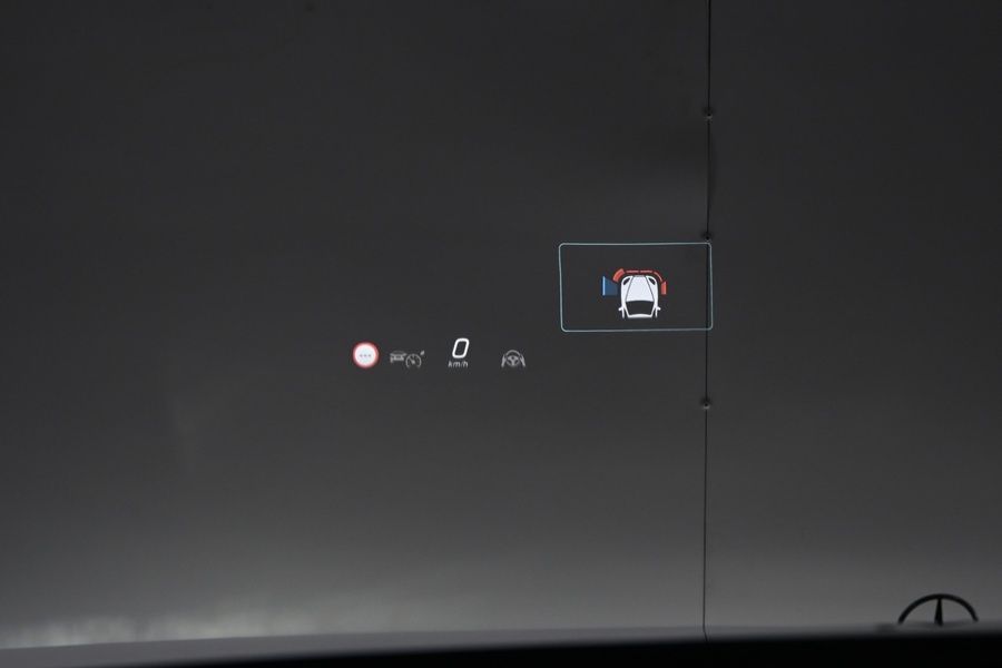 Mercedes-Benz EQS vaihtoauto