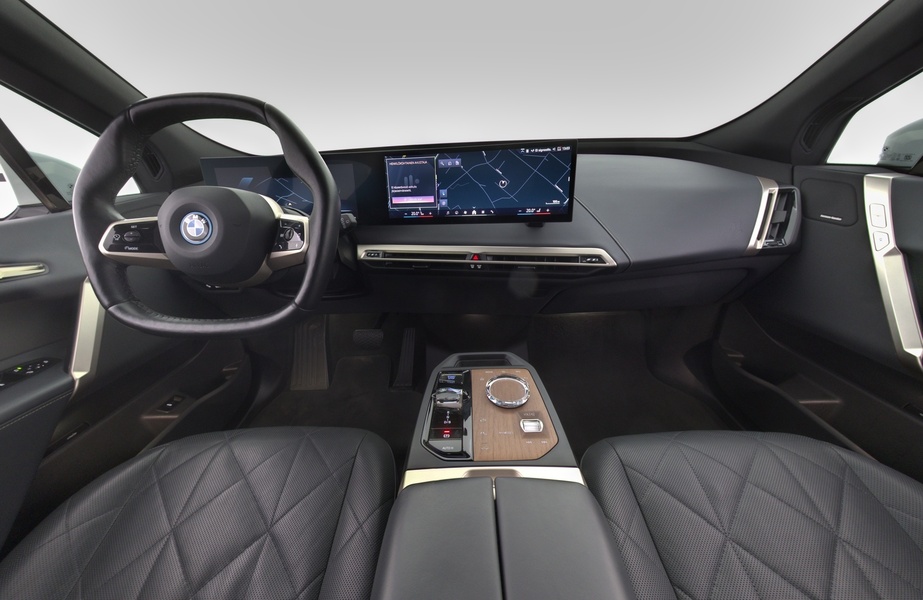 BMW iX vaihtoauto
