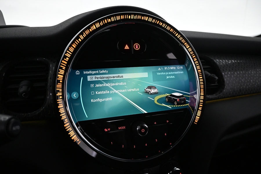 Mini Cooper vaihtoauto