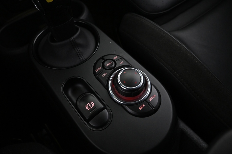 Mini Cooper vaihtoauto