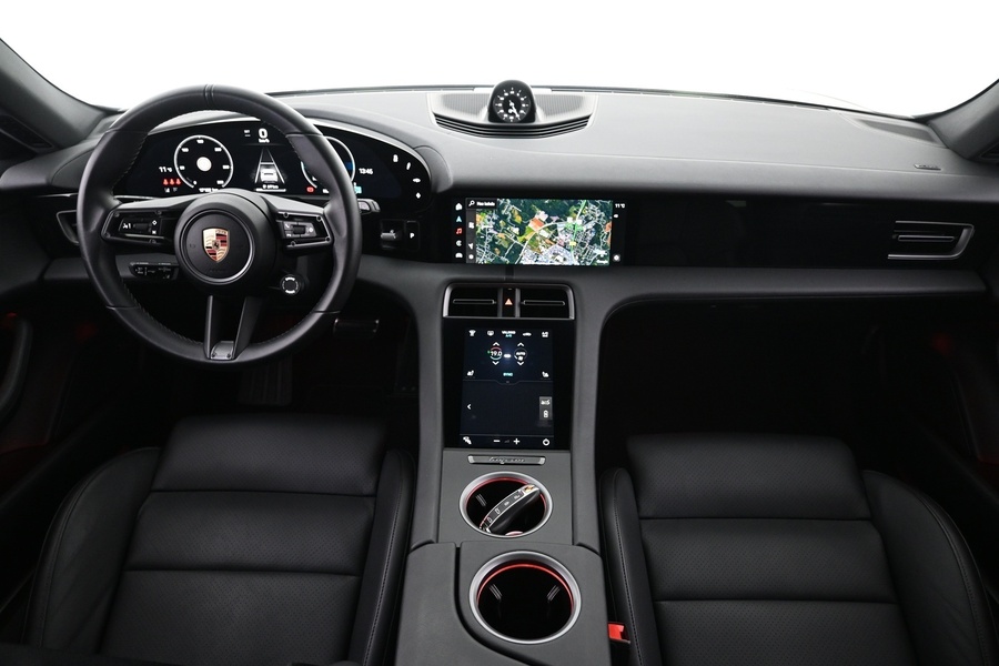 Porsche Taycan vaihtoauto