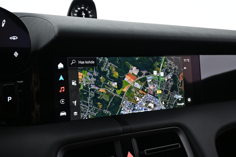 Porsche Taycan vaihtoauto