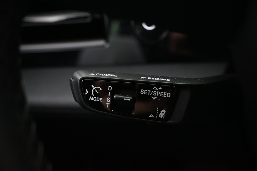 Porsche Taycan vaihtoauto