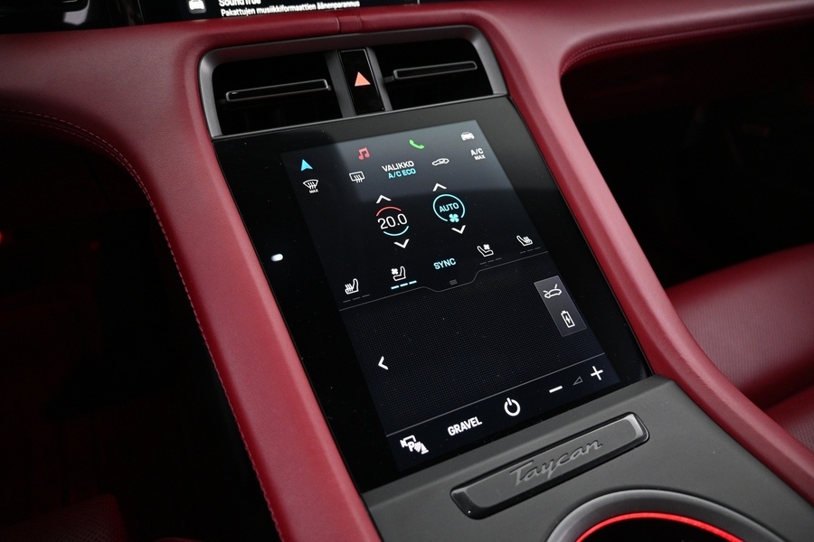 Porsche Taycan vaihtoauto