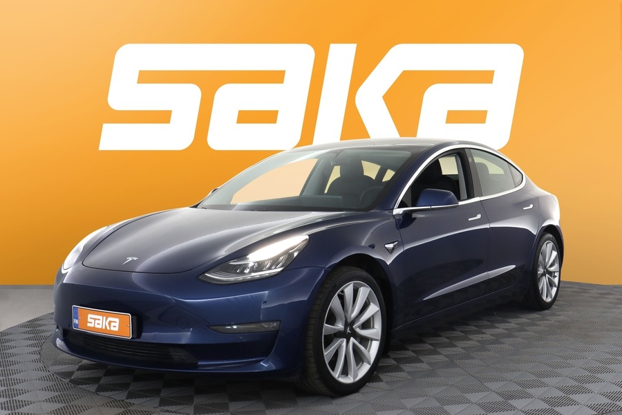 Tesla Model 3 vaihtoauto