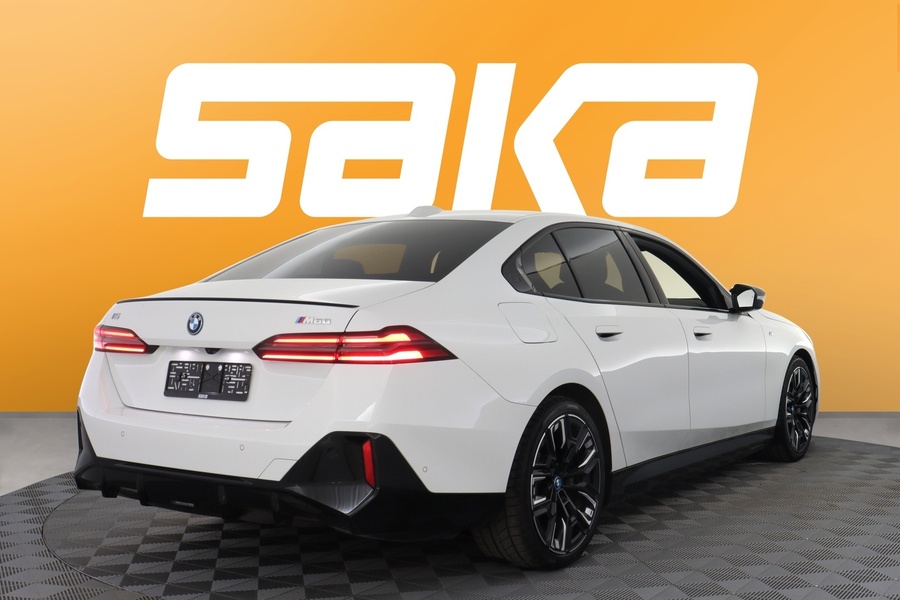 BMW i5 M60 vaihtoauto