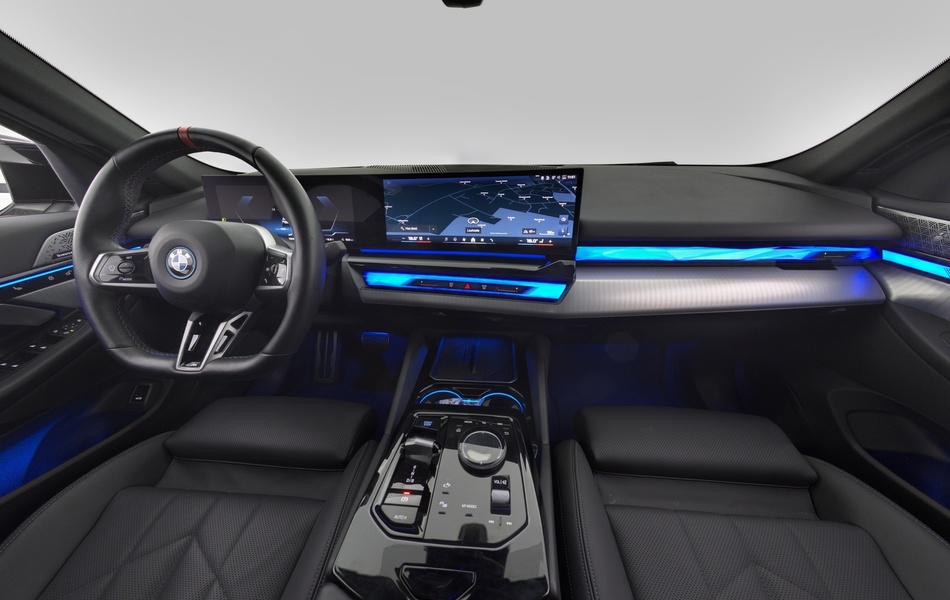 BMW i5 M60 vaihtoauto