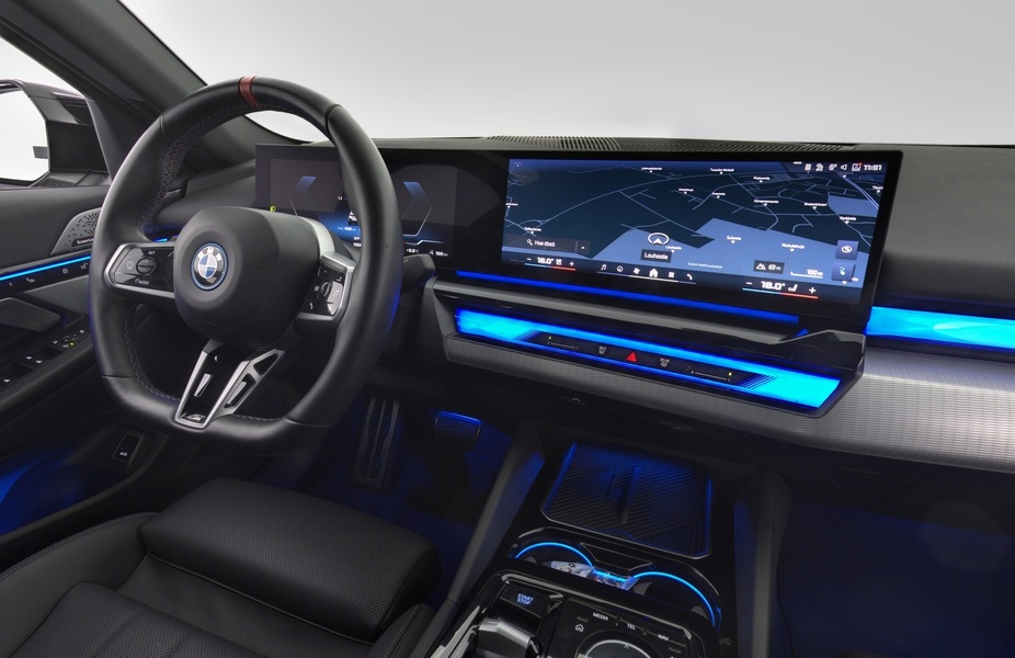 BMW i5 M60 vaihtoauto