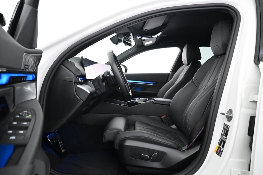 BMW i5 M60 vaihtoauto