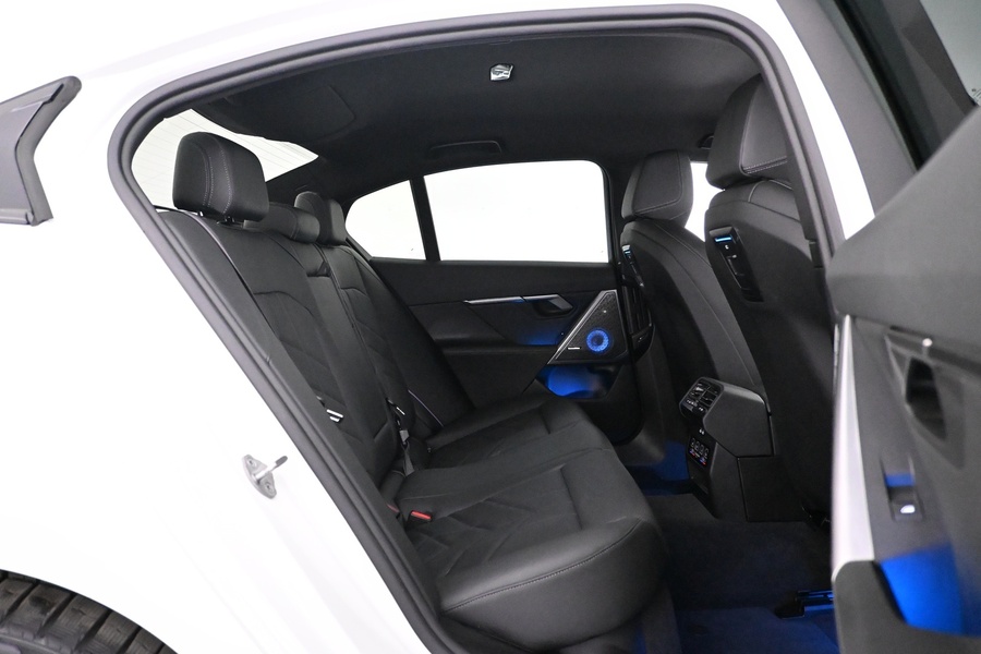 BMW i5 M60 vaihtoauto