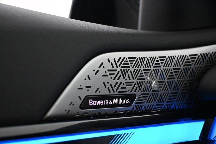 BMW i5 M60 vaihtoauto