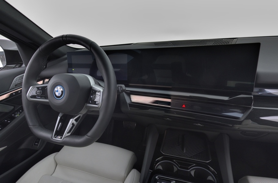 BMW i5 vaihtoauto