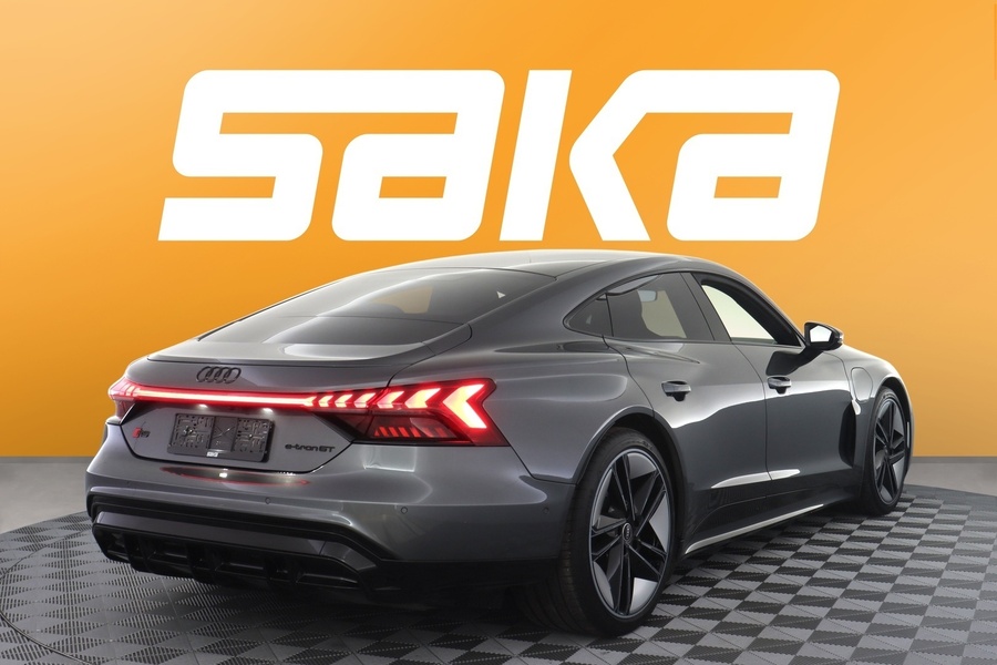 Audi e-tron GT vaihtoauto