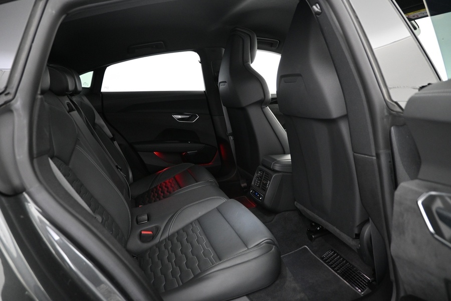 Audi e-tron GT vaihtoauto