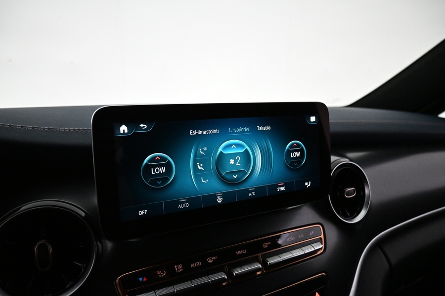 Mercedes-Benz EQV vaihtoauto